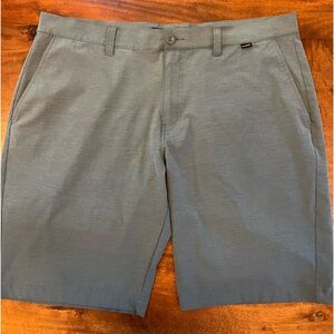 Travis Mathew Size 38 chino shorts